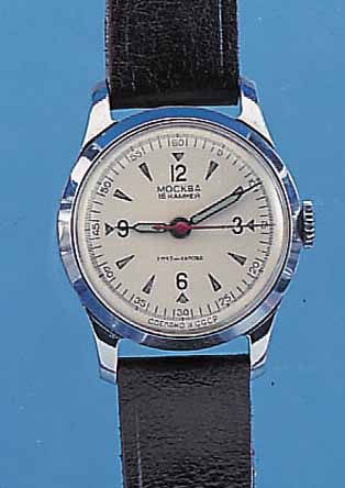 KONVOLUT: 4 RUSSISCHE ARMBANDUHREN, GEFERT. IN DER ZEIT VON CA. 1954-1958, 2X BEZ. START, 1X METALLGEH. VERG., 1X VERCHR., BEIDE BER., ANKERRUNDW., ...