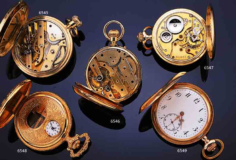 HERRENTASCHENUHR SAVONETTE, REF.-NR. 957, SCHWEIZ UM 1914, ROSE-G. 585/000, BEIDE SCHA- LEN SYM. GUILL., BER., MONOGR.-SPIEGEL FREI, EMAILBL. ...