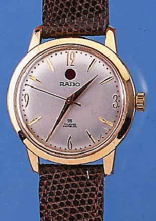 KONVOLUT: 2 RADO HERRENARMBANDUHREN, BEIDE AUTOMATIK, VERSCH. FERTIGUNGSZEITEN, 1X METALLVERG., EDELST.-BODEN M. BAJONETTE-VERSCHL., 25 ST., ...