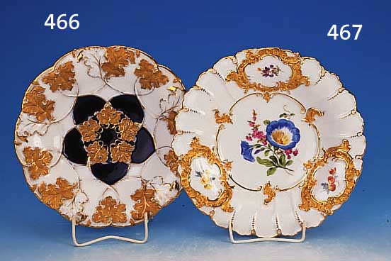 PRUNKSCHALE, MEISSEN, 1924-33, PORZELLAN, D. 28 CM, GOLDSTAFFAGE BERIEBEN