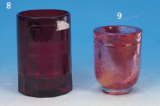 BIERKRUG, BöHMEN, UM 1870, RUBINGLAS, H. 12.5 CM, GESCHNITTENER DEKOR, ANSICHT, VON MAINZ