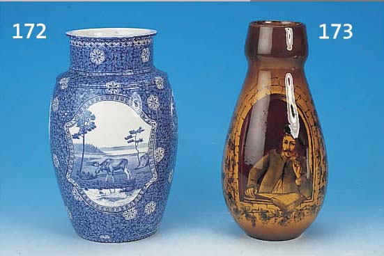 VASE, RöRSTRAND, UM 1900, STEINGUT, LANDSCHAFTSDEKOR, H. 31 CM