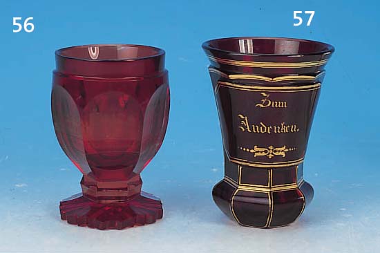 ANDENKENGLAS, BöHMEN, UM 1870/80, RUBINGLAS, GOLDBEMALUNG, H. 13 CM, MIN. ALTERSSPUREN