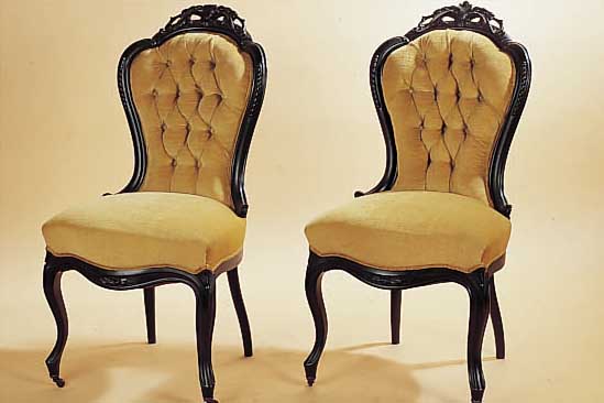 PAAR SESSEL, UM 1880/90, NEUER VELOURBEZUG, POLSTERUNG ERNEUERT, H. 97 CM, SH. 47 CM, SCHöNER WOHNFERTIGER ZUSTAND