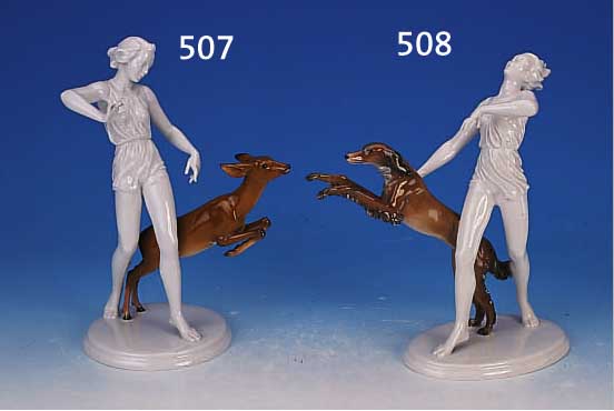 PORZELLANSKULPTUR, ROSENTHAL, 2. HäLFTE 20. JH., FRAU MIT WINDHUND, MONOGR. GO = GUSTAV OPPEL, H. 30.5 CM, UNTERGLASURBEMALUNG, 2. WAHL