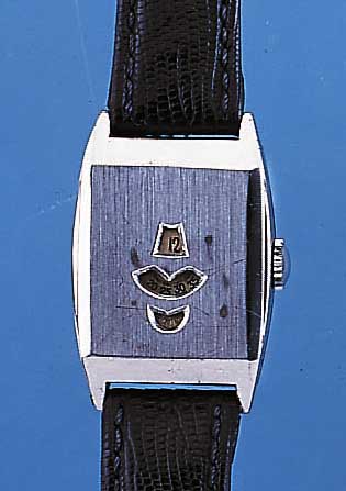 HERRENARMBANDUHR DIGITAL, SCHWEIZ UM 1936, METALL VERCHR., SCHARNIERB., SEK. U. MINUTE ROT., STD. RAST., ZYLINDERRUNDW., LEDERB. NEU,GEHFäHIG, ...