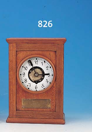 FRüHE MECH. SCHALTUHR, DT., UM 1930, EICHEN-GEHäUSE, VERKäUFERPLAKETTE BEZ:" L. HAINZ, PRAG 1930" (LIT. ABELER), EMAILZIFFERNRING, ...