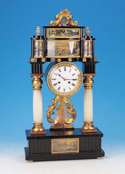 WIENER PORTALUHR MIT MUSIKWERK, UM 1840, SOG. WIENER HAUSHERRENUHR, VERZIERTES HOLZGE- HäUSE SCHWARZ GELACKT, ZWEI ALABASTER-SäULEN, ...