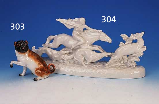 MOPSSKULPTUR, THüRINGEN, UM 1900/20, PORZELLAN, BUNT STAFFIERT, CA. 19,5 CM