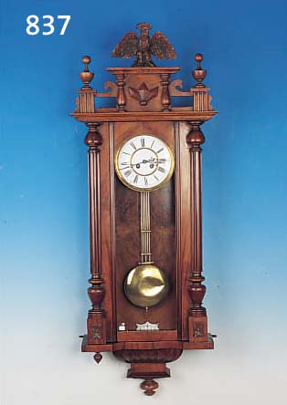 WANDUHR, DEUTSCH, UM 1880, VERZIERTES HOLZ- GEHäUSE, RESTE ALTEN WURMBEFALLS, DREISEITIG VERGLAST, AUFSATZ SEKUNDäR, ZWEIGETEILTES ...
