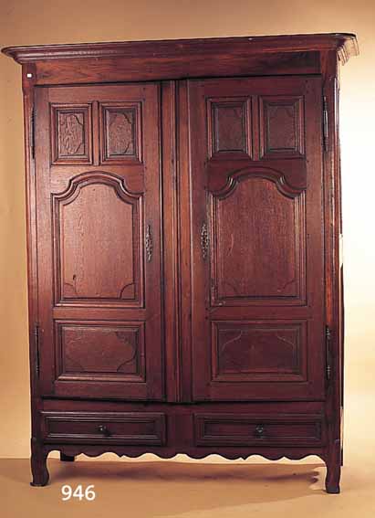 BAROCKSCHRANK, LOTHRINGEN, UM 1770, EICHE MASSIV, KASSETTIERT, ORIG. BESCHLäGE ALTERSBEDINGERT SCHWUND, ALTERSBEDINGT BESCH. OHNE ...