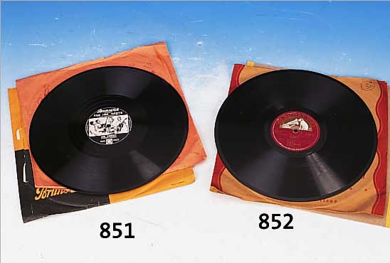 KONV. AUS 30 SCHELLACKPLATTEN, 40/50ER J., JAZZ, SWING, FOX BOOGIE, U. A.: 11 X AUF BRUNSWICK: LOUIS ARMSTRONG; CHARLIE BARNET; DIXIE LEE ...