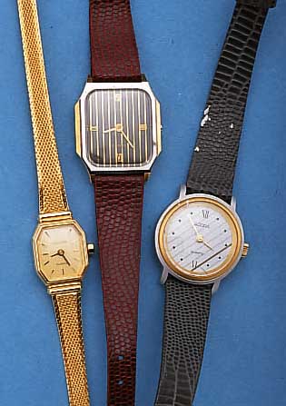 KONVOLUT: 12 ADORA DAMENARMBANDUHREN MIT QUARTZWERKEN, VERSCH. DESIGN, UNGETR. LAGER-W., NACH GESCHäFTSAUFG., STICHPROBEN M. NEUEN BATTERIEN, ...