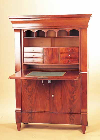 SEKRETäR, SüDDEUTSCH, UM 1850, MAHAGONIFURNIER, INNENEINRICHTUNG, STARK SCHWUNDRISSIG, BESCHäDIGT BZW. REST.BEDüRFTIG,155 X ...