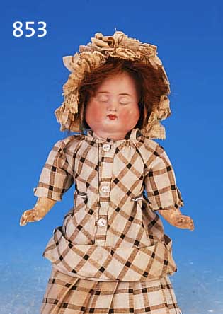 DREIGESICHTERPUPPE, SIMON & HALBIG, UM 1900, OFFEN GESCHLOSSENER MUND, BRAUNE MOHAIR- PERüCKE, ALTE KLEIDUNG , H. 31 CM