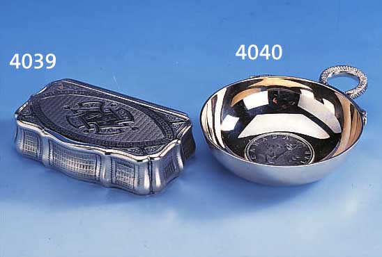 SCHNUPFTABAKSDOSE, ÖSTERREICH UM 1880, SILBER, GEPRüFT, INNENVERGOLDUNG, PUNZEN SEK. VERSCHLAGEN, REICH GUILL., UND PUNZIERT, Z.T. ...