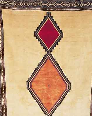 GABBEH,PERSIEN CA 249 X 169 CM. WOLLE AUF WOLLE.CA 30 JAHRE.