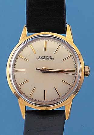 JUNGHANS HERRENARMBANDUHR CHRONOMETER, REF.-NR. 073371, DEUTSCHLAND UM 1960, METALL HART- VERG., EDELST.-BODEN GEDR., UNRUHSTOP BEI ZEIGERST., ...
