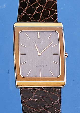 LASALLE HERRENARMBANDUHR QUARTZ, REF.-NR. 4D0273, JAPAN UM 1989, METALL HARTVERG., EDEL-ST.-BODEN GEDR., BOMB. SAPHIRGL., SUPERFLACHE/ELEGANTE ...