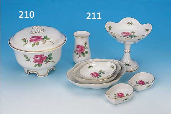 DECKELSCHALE, MEISSEN, 70ER J., PORZELLAN, ROTE ROSE, GOLDRAND