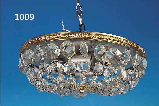 DECKENLAMPE, ITALIEN, 2. HäLFTE 20. JH., GLASGEHäNGE UND MESSINGMONTUR, D. 35 CM, H. 10 CM, FUNKTION NICHT GEPRüFT.
