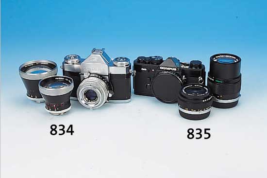 OLYMPUS OM-2, MIT ZUIKO 35MM 1:2.8, UND ZUIKO 135MM 1:3.5, ZUSTAND 3F