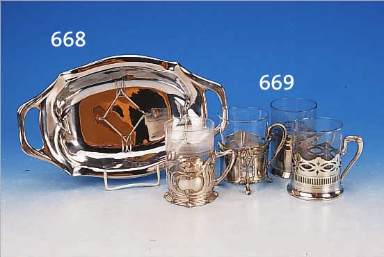 VIER VERSCH. TEEGLASHALTER, DEUTSCH, 3 X WMF, UM 1900-1910, METALL VERSILBERT, H. JE CA. 9-10 CM, 3 X JUGENDSTILDEKOR, 1 X KLASSIZIS- TISCH, ...