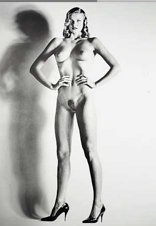 NEWTON, HELMUT, BIG NUDE, PLAKAT ZUR AUSST. GALERIE NIEMANN BERLIN 1995, OFFSET AUF DüNNEM ...