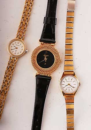 KONVOLUT: 8 SAPHIRA DAMENARMBANDUHREN, FüR DEN DTSCH. MARKT, VON 1984-1992, UNGETR. LA- GERW., NACH GESCHäFTSAUFL., ALLE HIGH-TECH- ...