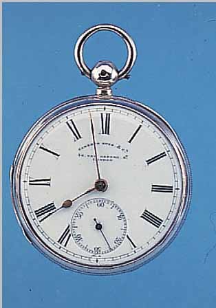 J. W. BENSON HERRENTASCHENUHR, REF.-NR. 38349, ENGLAND UM 1881, SILBER, SCHLüSSELAUF- ZUG, 2-TEIL EMAILBL. M. VERKäUFERSIGN., FEIN HAARR. BEI ...