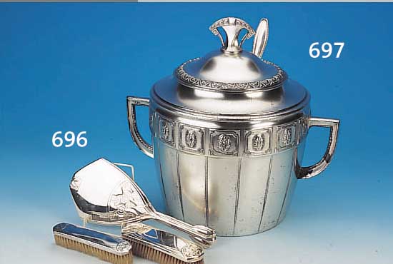 DECKELBOWLE, WMF, 1906-8, METALL VERSILBERT,H. 40 CM