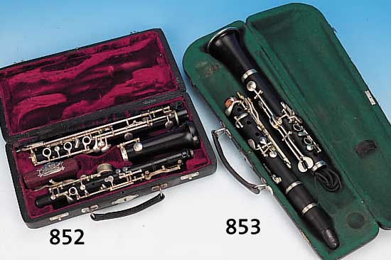 OBOE, DEUTSCH, UM 1900, IN ORIGINALETUI, L. CA. 61 CM, L. ALTERSSP.