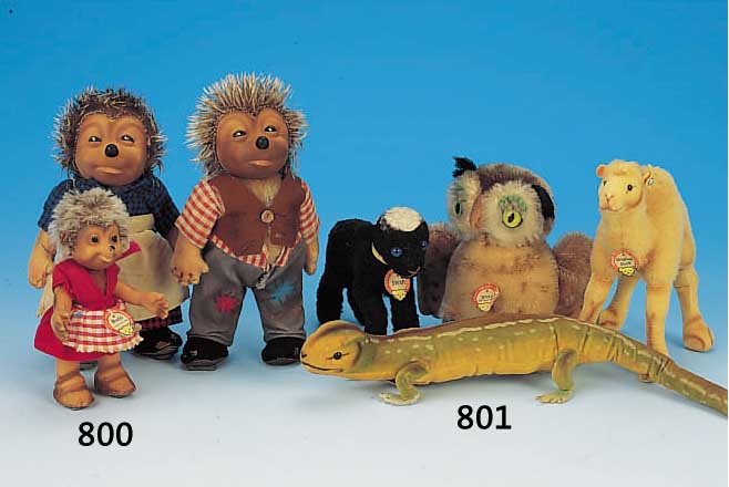 DREI FIGUREN, STEIFF, 50/60ER JAHRE, MECKI, H. 18 CM; MICKI, MIT PAPIERMARKE, H. 17 CM; MUCKI, MIT PAPIERMARKE, H. 12 CM, MIN. ALTERS-SP.