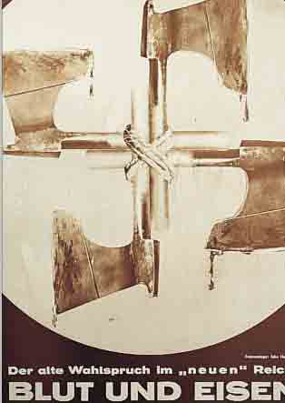 HEARTFIELD, JOHN, 1891-1968, MAPPE MIT 33 OFFSETS NACH FOTOMONTAGEN, MIT ORIG. BEGLEITHEFT UND SCHUBER, VEB VERLAG DER KUNST ...