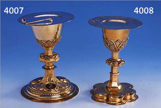 POKAL, WIEN UM 1863, 800ER SILBER, VERGOLDET, GOTISIEREND, MEISTERMARKE TB = BRAUN THEODOR, AUFGELEGTER DEKOR MIT TRAUBEN UND ...