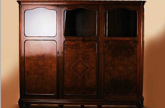 BüCHERSCHRANK, DEUTSCH, 30ER JAHRE, NUßBAUMFURNIER, Z.T. MASSIV, 180 X 205 X 42 CM