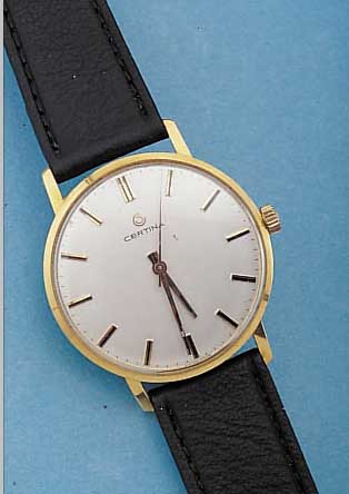CERTINA HERRENARMBANDUHR, REF.-NR. 5210/136,SCHWEIZ UM 1968, GG 750/000, BODEN GEDR., VERS. BLATT, HANDAUFZUGKAL. 25-66, 17 ST., GLYC.-UNR., ...