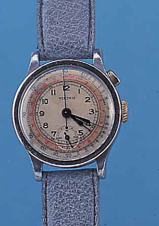VENUS ARMBANDCHRONOGRAPH VIKING, SCHWEIZ UM 1939, METALL VERCHR., BODEN U. GLASR. GEDR., FüR DEN SCHWEDISCHEN MARKT, VERS. ORIG.-BLATT M. TELE- U. ...