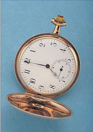 HERRENTASCHENUHR SAVONETTE, SCHWEIZ UM 1895,RG 585/000, BEIDE SCHALEN SYM. GUILL., MONO- GR. "CS" M. WIDMUNGSDATUM 1896, EMAILBL., ...