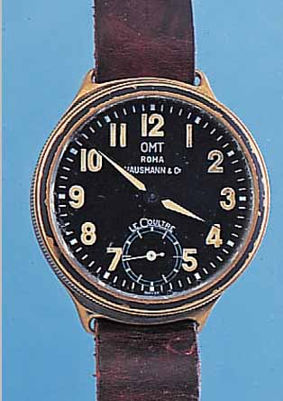 LE COULTRE FLIEGERARMBANDUHR, FüR DIE ITA- LIENISCHE LUFTWAFFE, UM 1939, MESSING MATT SCHW. MATT., HIER BER., MINERALFLACHGL., ...