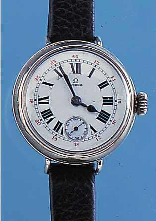 OMEGA HERRENARMBANDUHR, REF.-NR. 5417069, SCHWEIZ UM 1912, SILBER, CABRIOLETAUSF. (WERK M. PAßRING AUSSCHWENKB.), EHEM. SELTENE SCHR.-LüNETTE ...