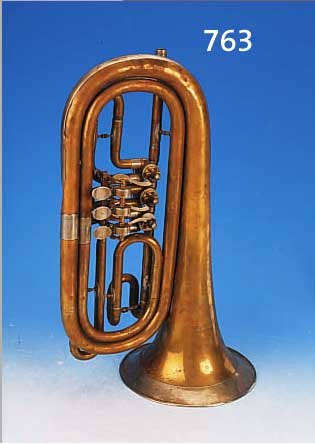 TROMPETE, DEUTSCH, UM 1900, MARKE KONRAD WEIDLICH REGENSBURG, MESSING MIT VERSILBERTEN MONTUREN, BESPIELT, LEICHT VERBEULT, L. CA. 47 CM, ...