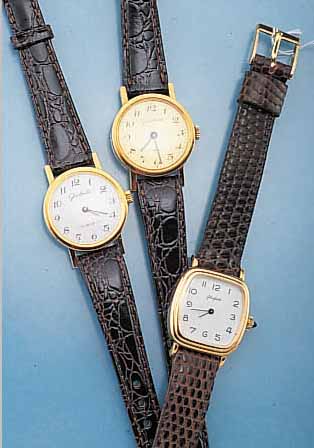 KONVOLUT: 4 GLASHÜTTE DAMENARMBANDUHREN, EHEM. DDR-PRODUKT., GEH. VERSCH. DESIGN, LE- DERB., ALLE 17 ST., HANDAUFZUGKAL. 09/20, UN- GETR. ...