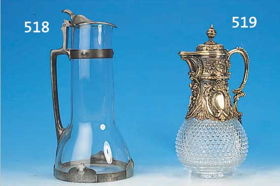 KARAFFE, DEUTSCH, DATIERT 1891, FARBLOSES KRISTALLGLAS REICH UND TIEF GESCHNITTEN, SCHWERE SILBERMONTIERUNG MIT RELIEFERTEM ...