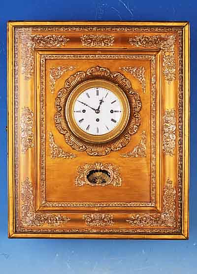 RAHMENUHR, WIEN, UM 1830/40, PROFILIERTER HOLZRAHMEN, REICH MIT VERZIE- RUNGEN ABGESETZT, VERGLASTE TüR MIT HOLZRAH- MEN, ...