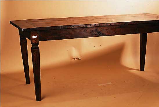 LANDHAUSTISCH, WOHL SPANIEN, NACH ALTEM VORBILD, WOHL TEAKHOLZ, 83 X 200 X 92 CM, MIT GEWOLLTEN ALTERSSPUREN