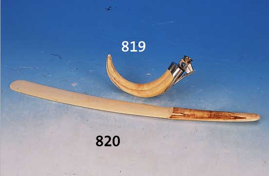 ZIGARRENABSCHNEIDER, DEUTSCH, 30ER JAHRE, BEIN MIT SILBERABSCHLUß, L. 19 CM