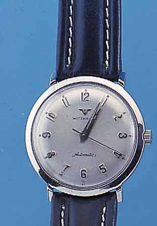 WITTNAUER HERRENARMBANDUHR AUTOMATIK, SCHWEIZ/USA UM 1964, EDELST., EINSCHALENGEH., GET. A-WELLE, BEI FERTIGST. WASSERGESCH., BLATT VERS., ...