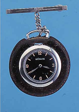 LE COULTRE ANHäNGE/TASCHENUHR, ART--DECO, EDELST.-RUNDGEH. LEDERGEFAßT, HIER AN NEUTR. SILBERBROSCHE, SCHWARZ. ORIG.-BLATT., ORIG.- ZEIGER, ...