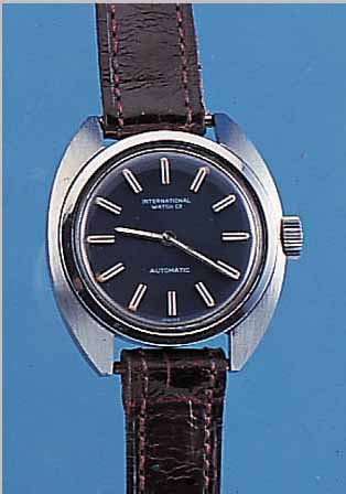 IWC DAMENARMBANDUHR AUTOMATIK, REF.-NR. 4406, SCHWEIZ UM 1973, EDELST., BODEN GESCHR.,AUßER LEDERB. ORIG.-ZUSTAND, WENIG GETR., KAL. 442, ...